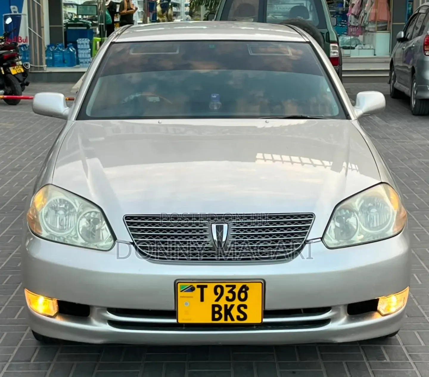Toyota Mark II 2000 Silver