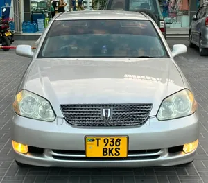 Toyota Mark II 2000 Silver