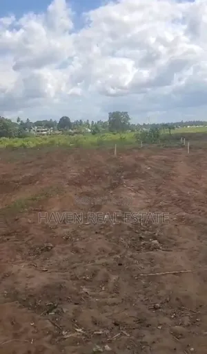 Viwanja Vinauzwa Kigamboni Kibugumo