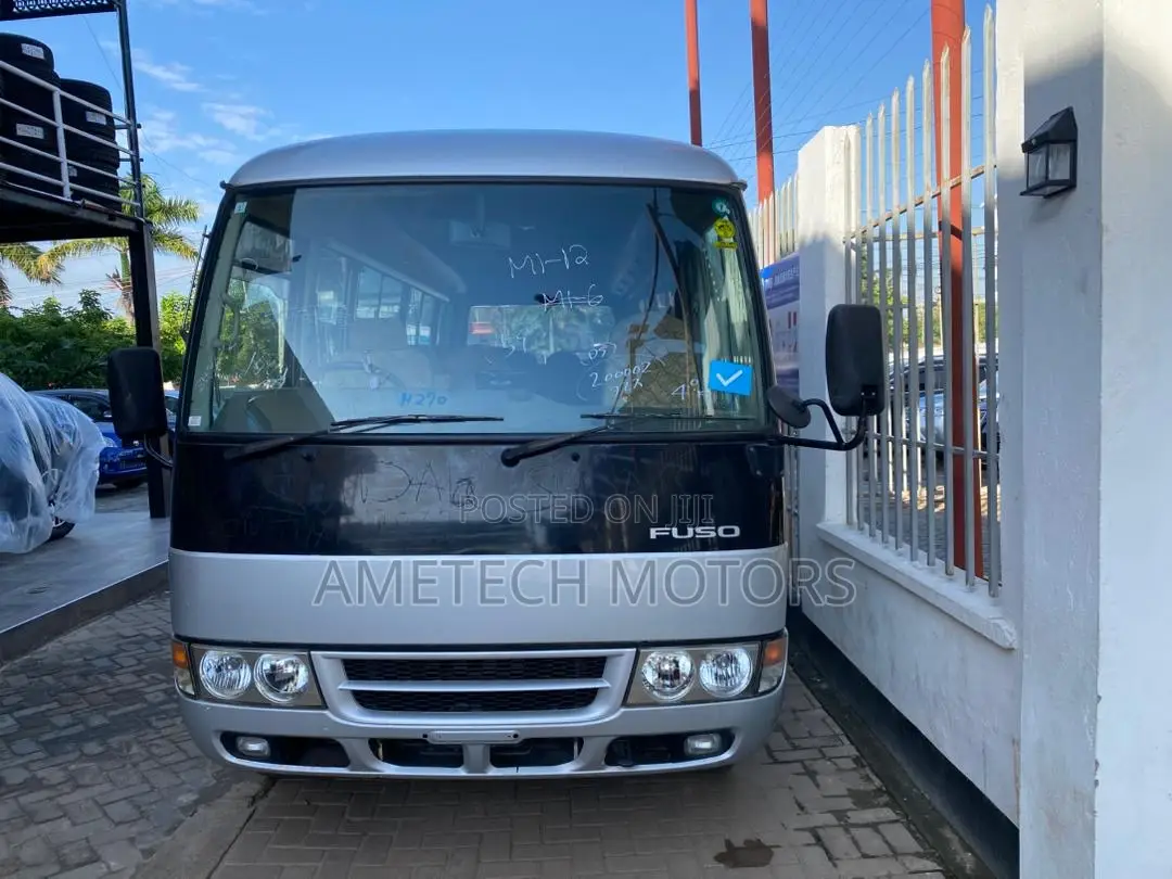 Mitsubishi Fuso Aero Bus 2007 Silver