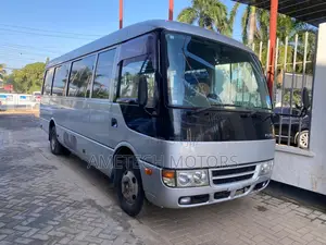 Mitsubishi Fuso Aero Bus 2007 Silver