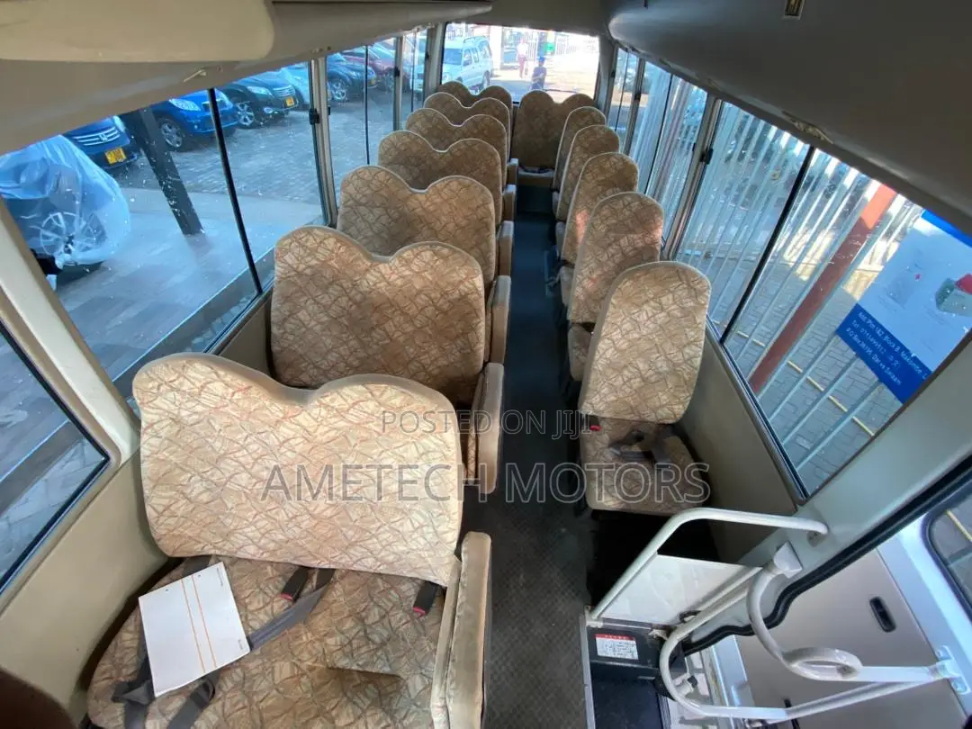 Mitsubishi Fuso Aero Bus 2007 Silver