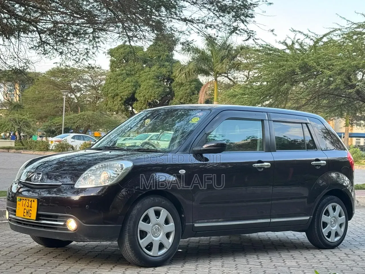 Mazda Verisa 2010 Brown