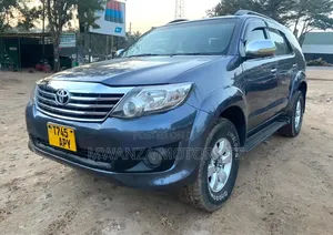 Toyota Fortuner 2007 Gray