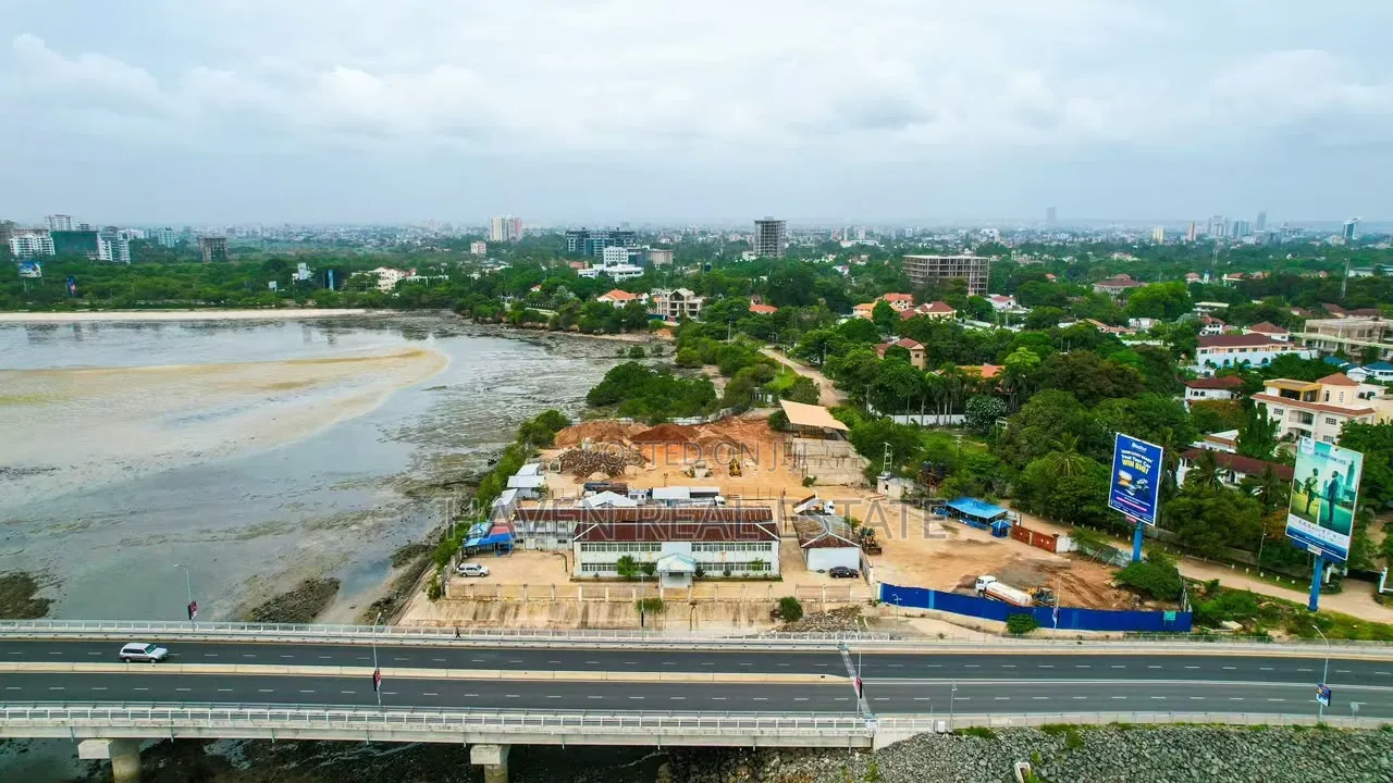 Beach Plot for Sale at Oyster Bay