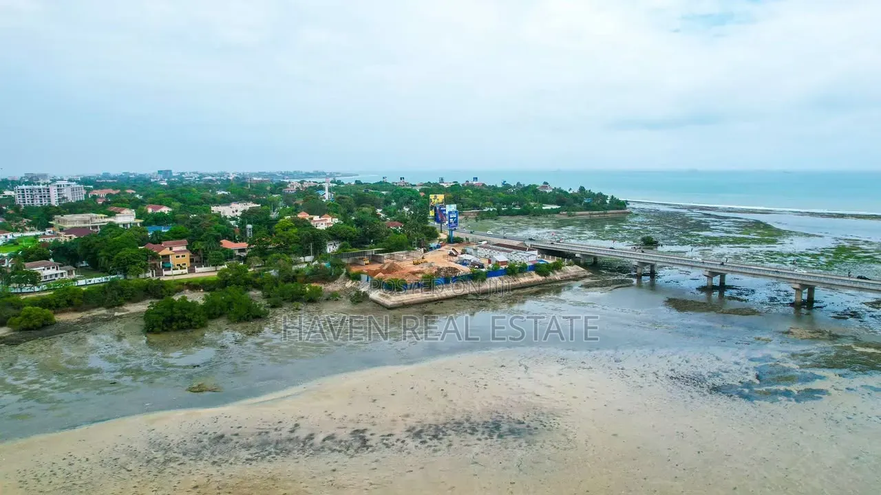Beach Plot for Sale at Oyster Bay