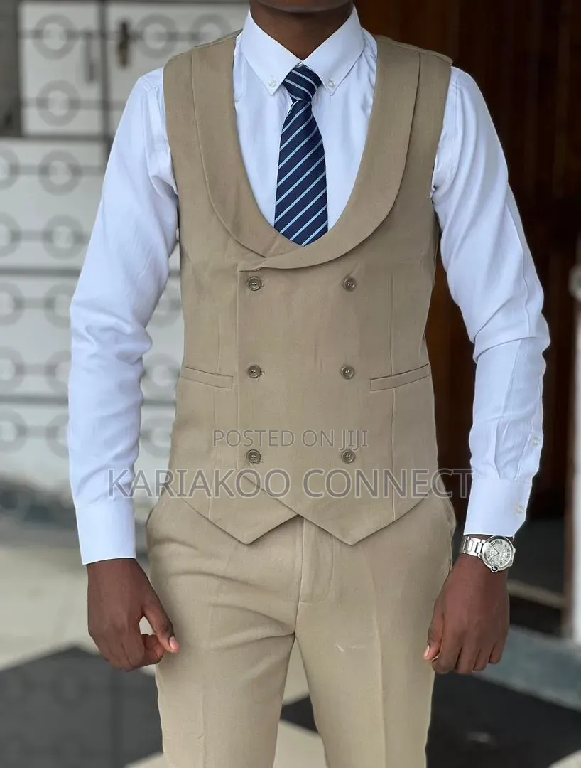 Simple Half Suit for Men