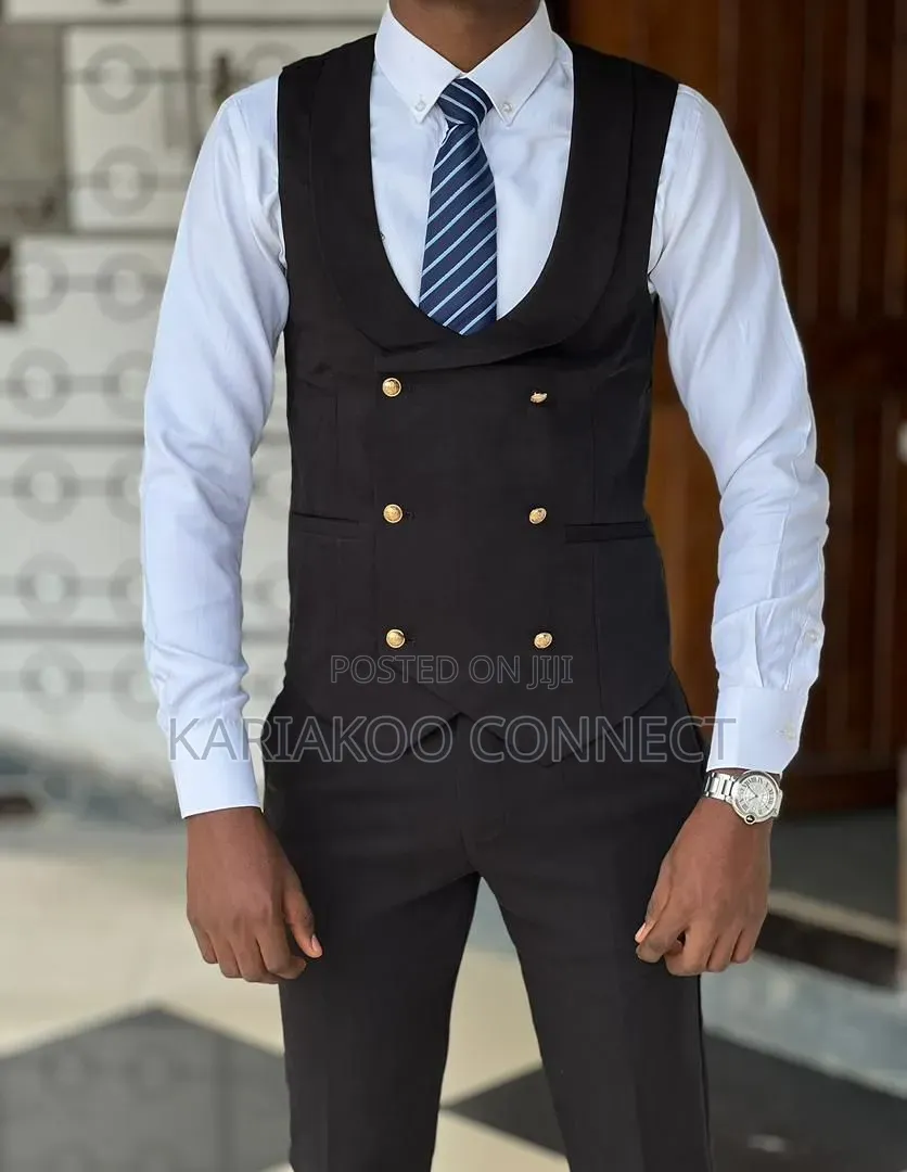 Simple Half Suit for Men