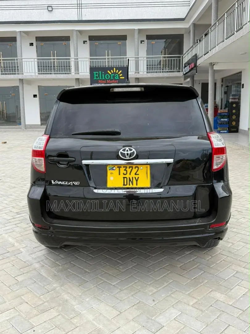 Toyota Vanguard 2008 Black