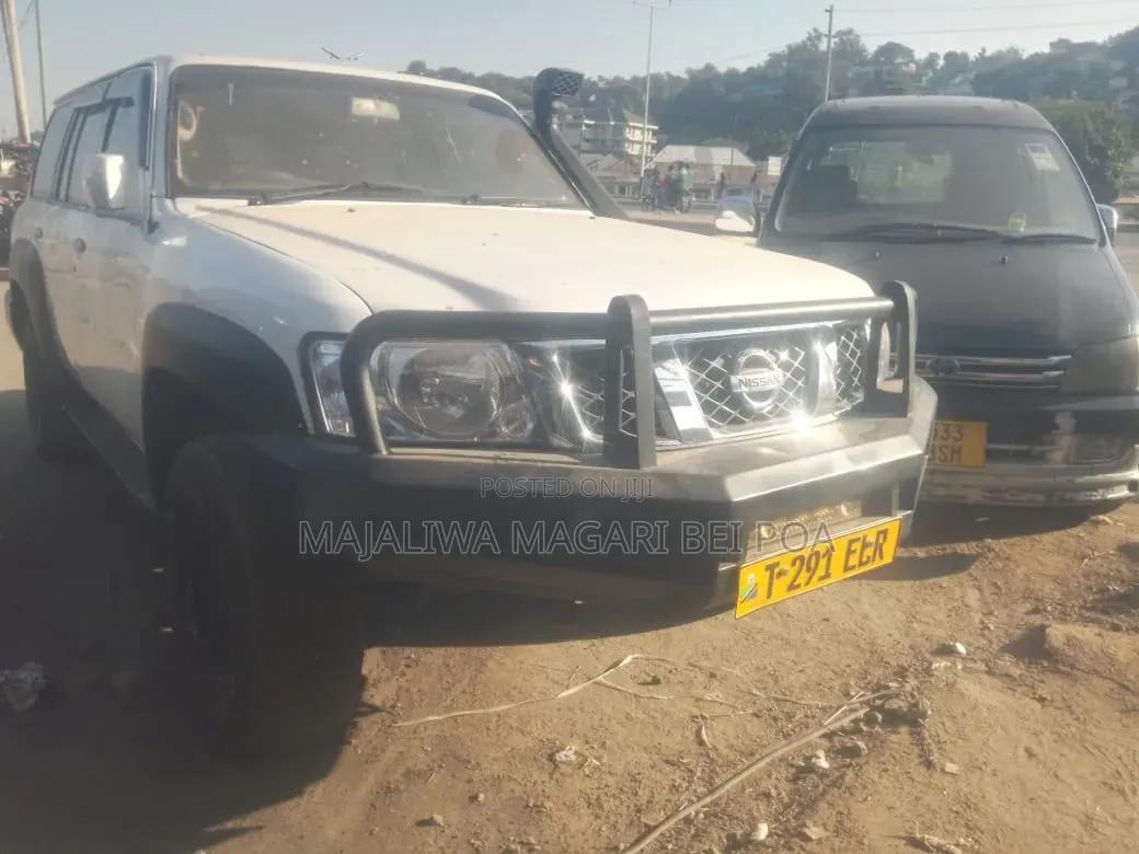 Nissan Patrol 2008 White