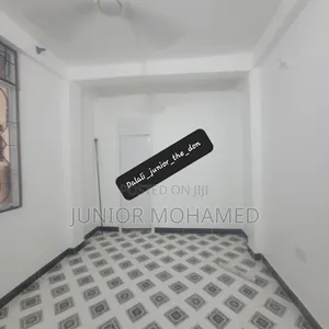 2bdrm Block of Flats in , Oyster Bay for rent