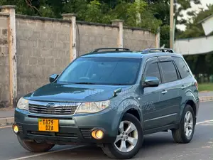 Subaru Forester 2010 Gray