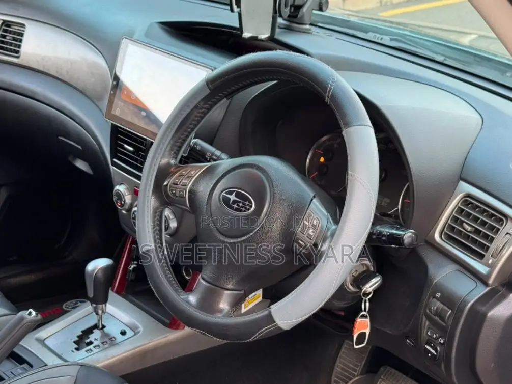 Subaru Forester 2010 Gray