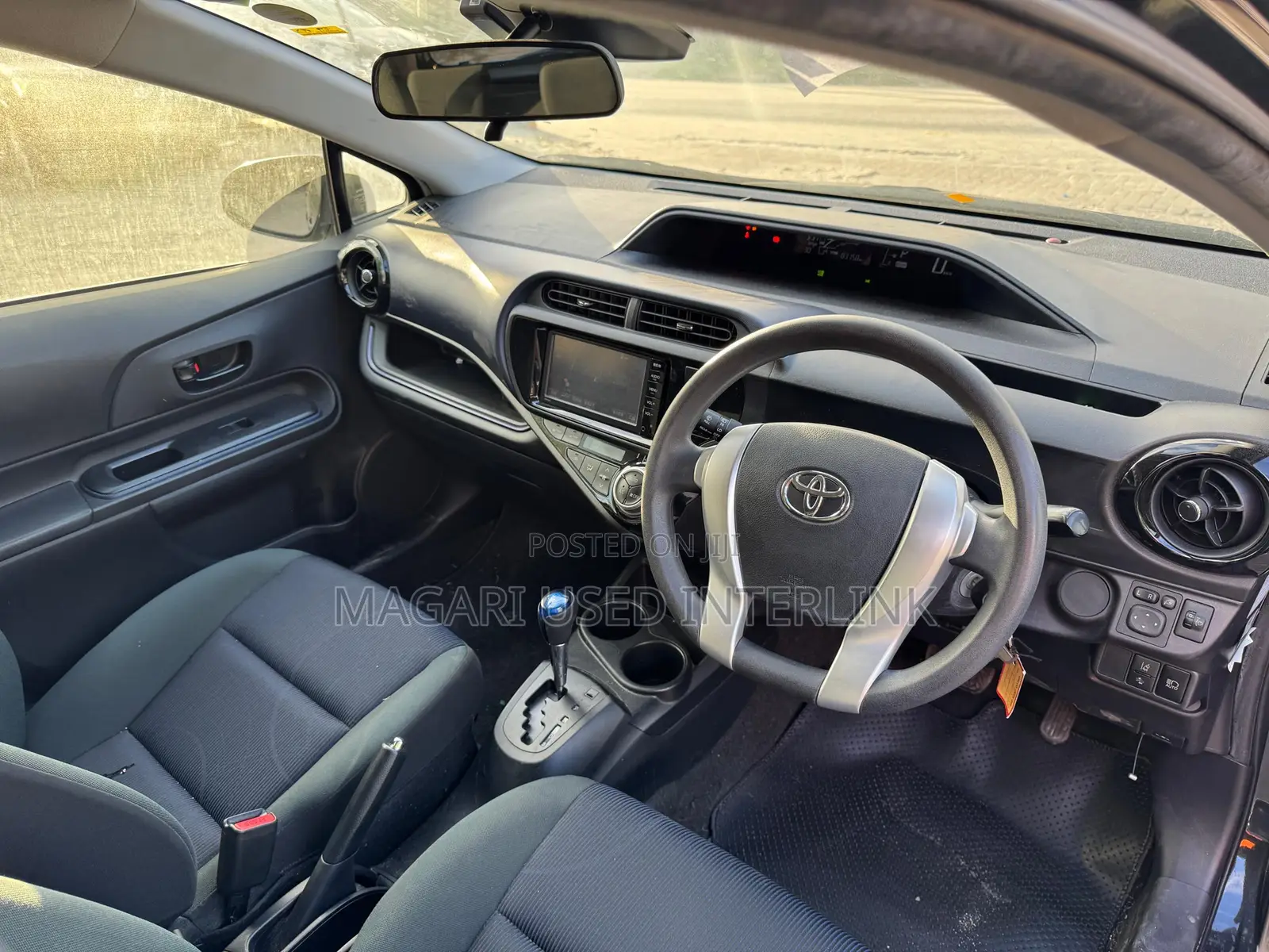Toyota Aqua 2015 Black