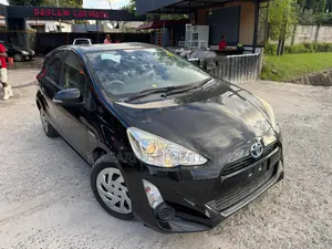 Toyota Aqua 2015 Black