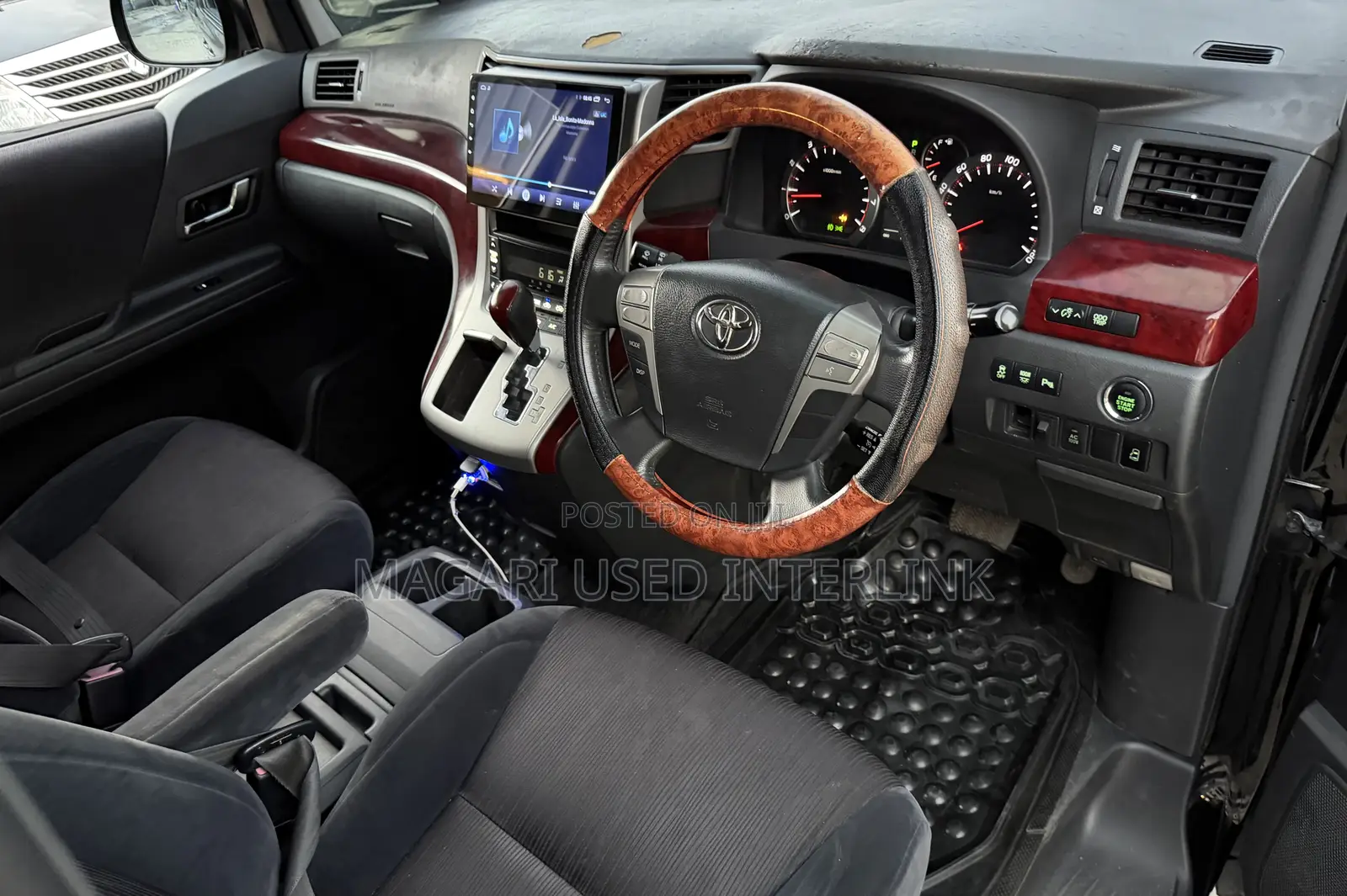 Toyota Vellfire 2009 Black