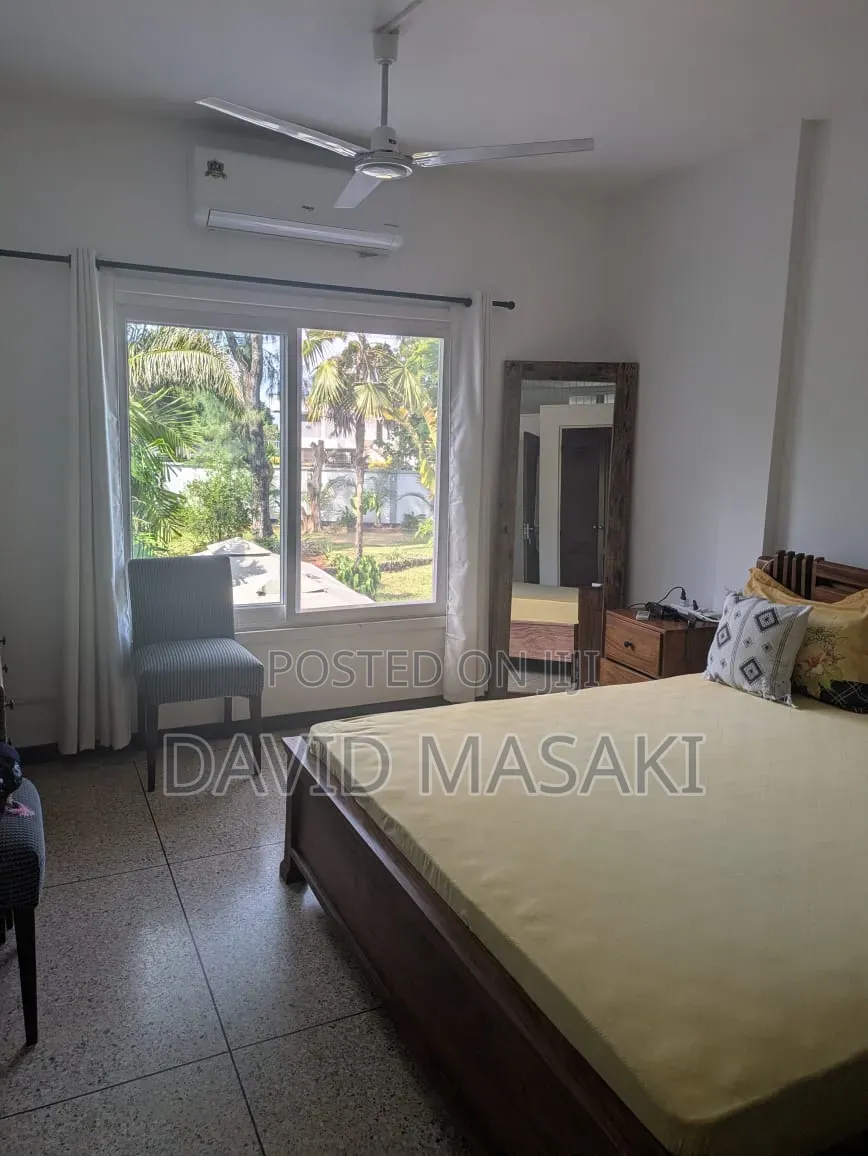 4bdrm Villa in Villas, Masaki for rent