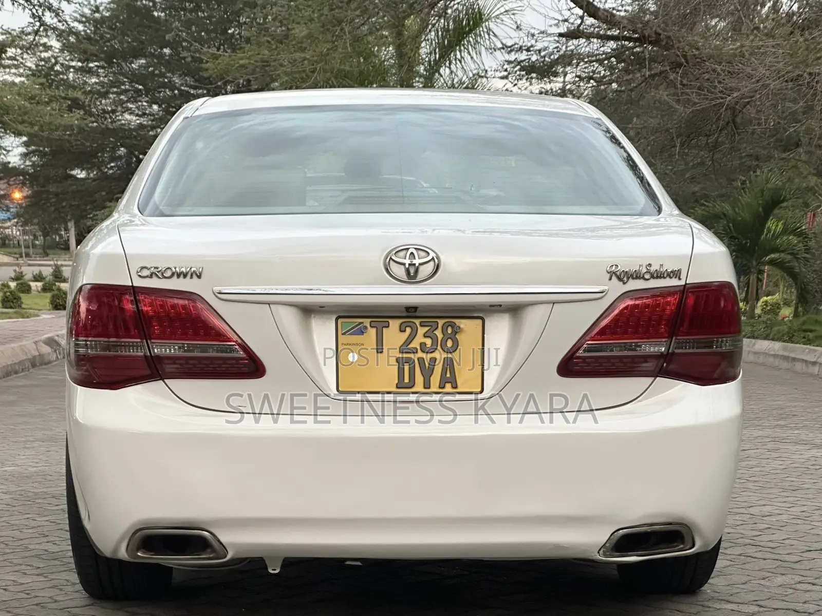 Toyota Crown 2008 White