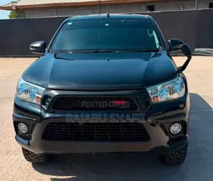 Toyota Hilux Revo Double Cab Deisel 2.8 AWD 2018 Black