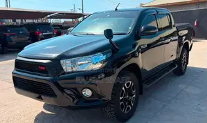 Toyota Hilux Revo Double Cab Deisel 2.8 AWD 2018 Black