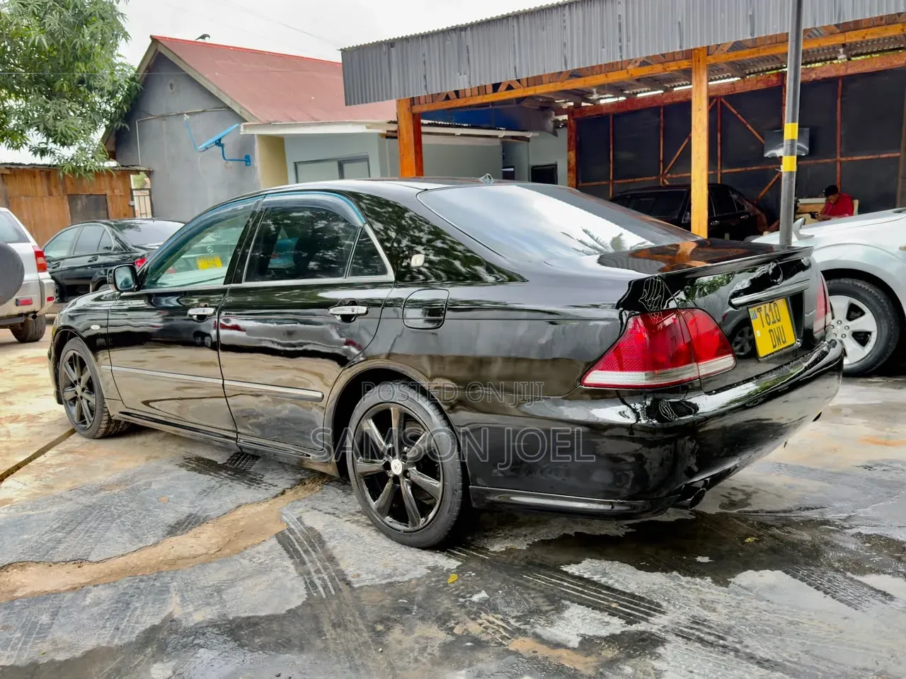 Toyota Crown 2006 Black