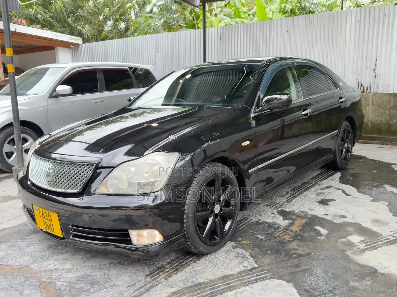 Toyota Crown 2006 Black