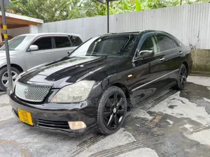 Toyota Crown 2006 Black