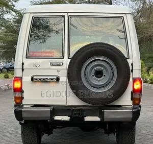 Toyota Land Cruiser 2008 White