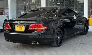 Toyota Crown 2009 Black