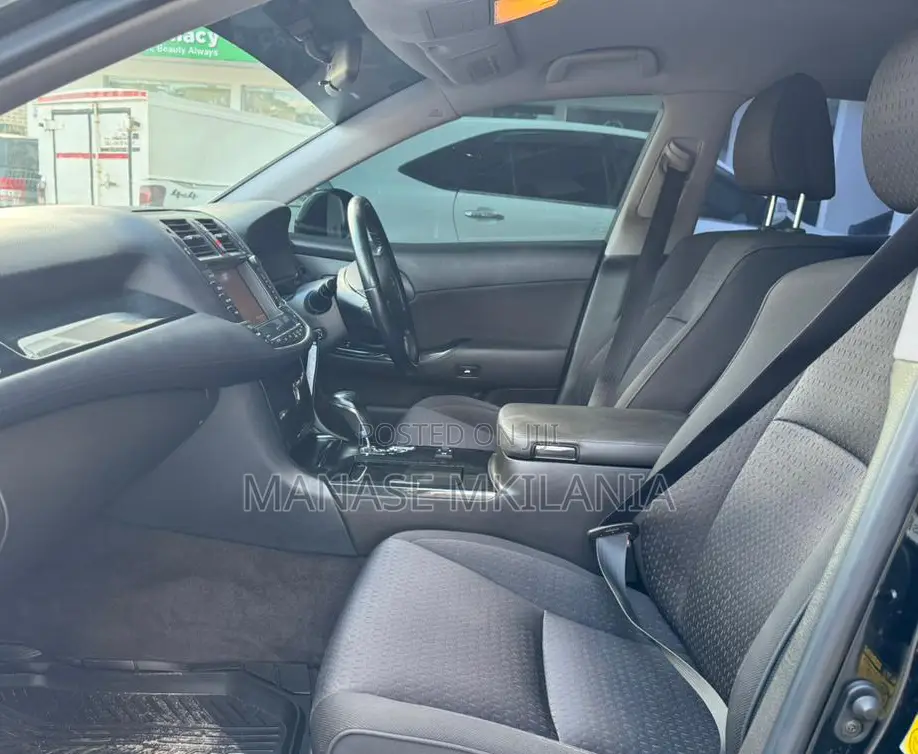 Toyota Crown 2009 Black