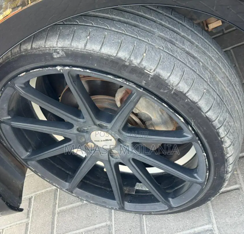Toyota Crown 2009 Black