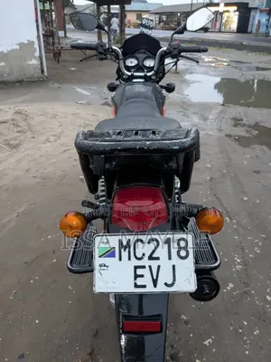 TVS HLX 125 2025 Black