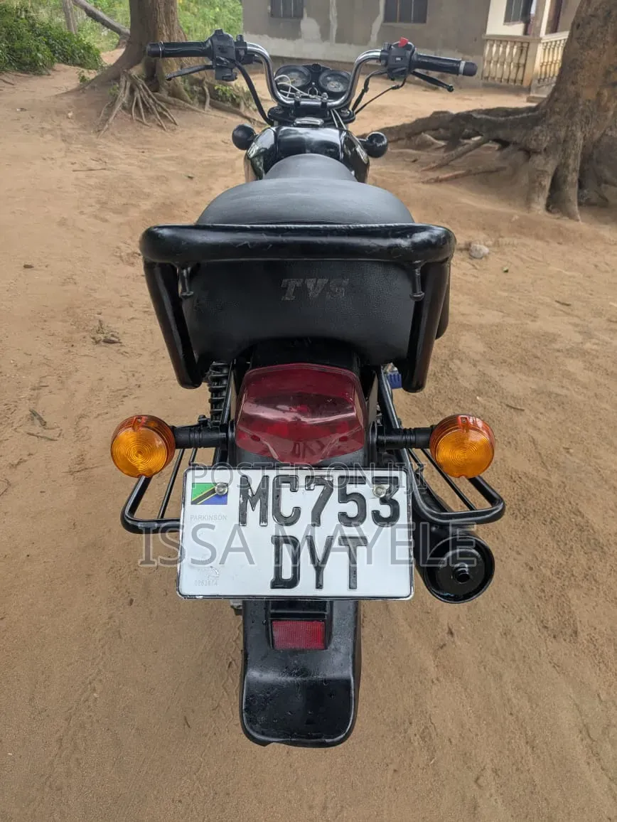 TVS HLX 125 2024 Black