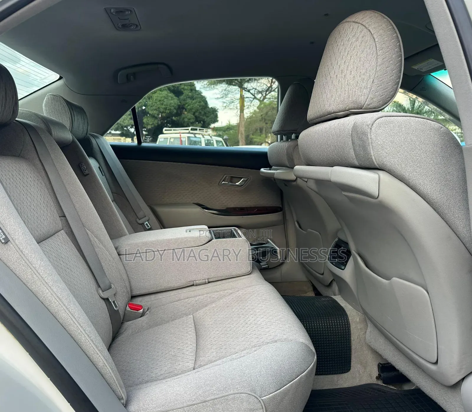 Toyota Crown 2008 White