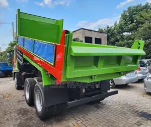 Mitsubishi Fuso Dump – Milion 165 Pamoja Na Usajili