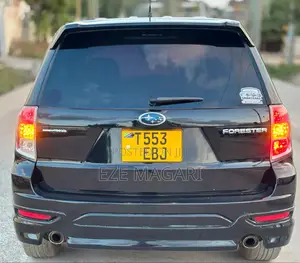 Subaru Forester 2011 Black