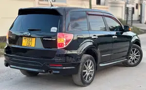 Subaru Forester 2011 Black