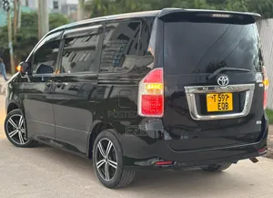 Toyota Noah 2009 Black