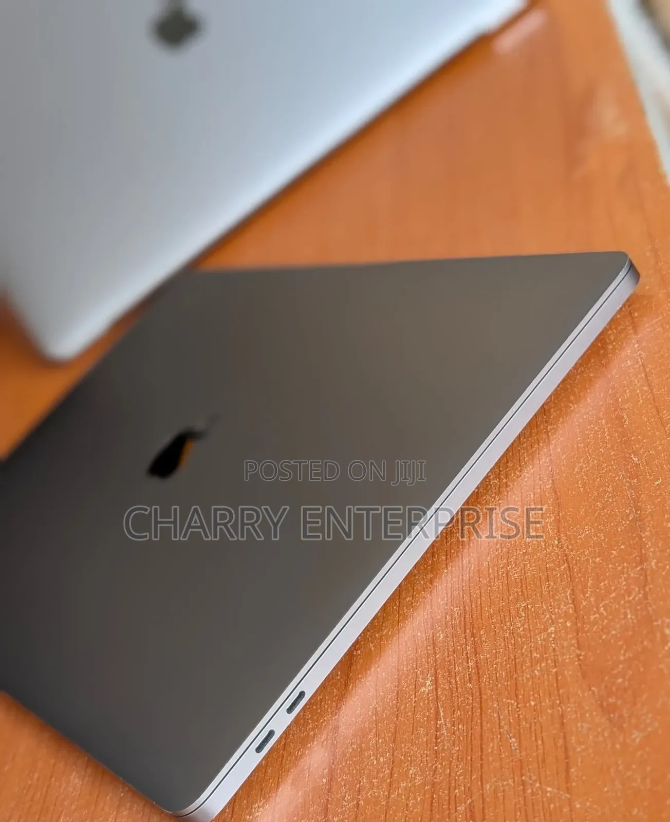 Laptop Apple MacBook Pro 2019 32GB Intel Core i7 SSD 512GB