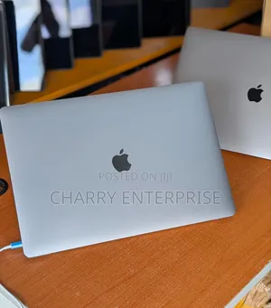 Laptop Apple MacBook Pro 2019 32GB Intel Core i7 SSD 512GB