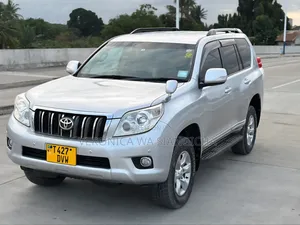 Toyota Land Cruiser Prado 2010