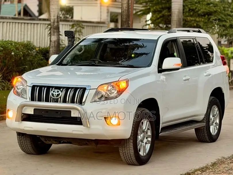 Toyota Land Cruiser Prado 3.0 TD 2010 White