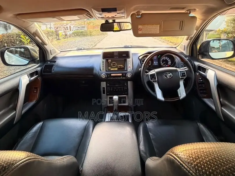 Toyota Land Cruiser Prado 3.0 TD 2010 White