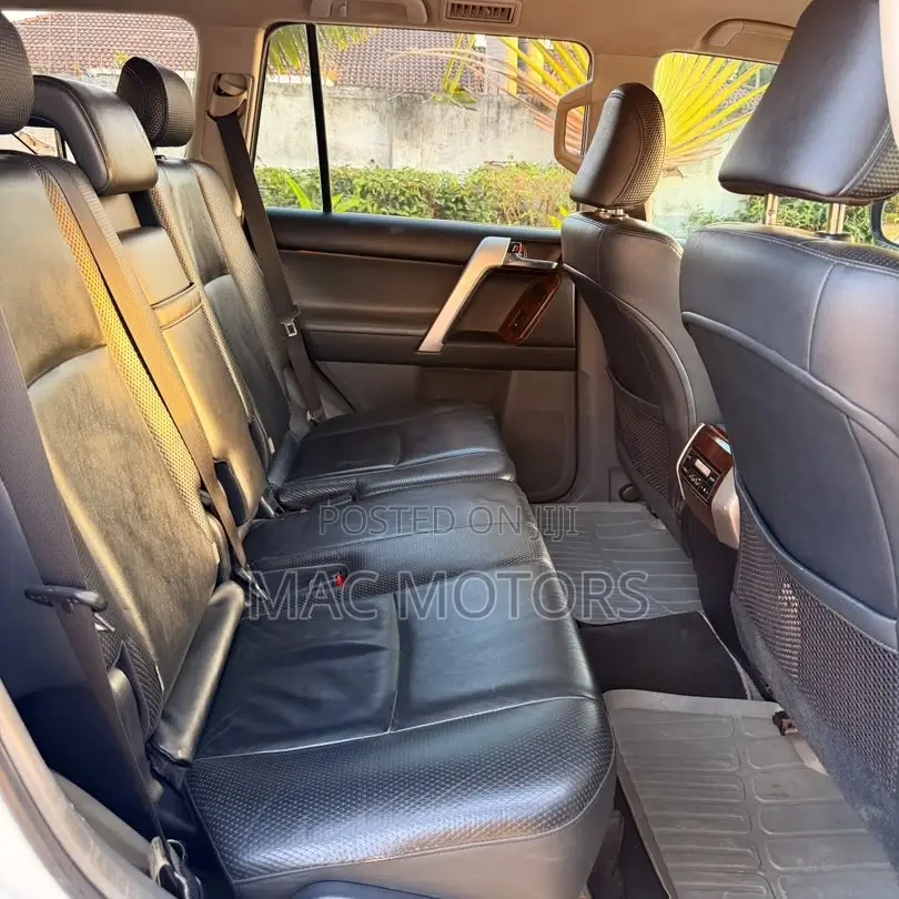 Toyota Land Cruiser Prado 3.0 TD 2010 White