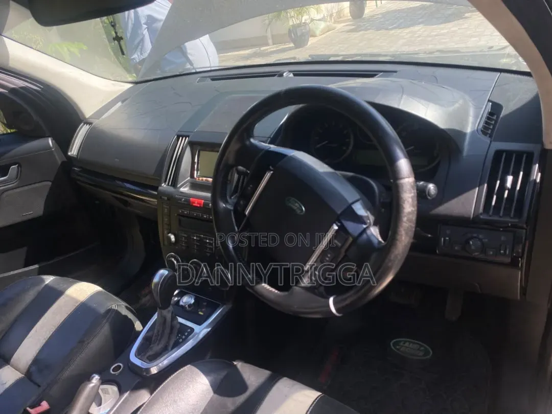 Land Rover Freelander 3.2 i6 HSE Automatic 2010 Black