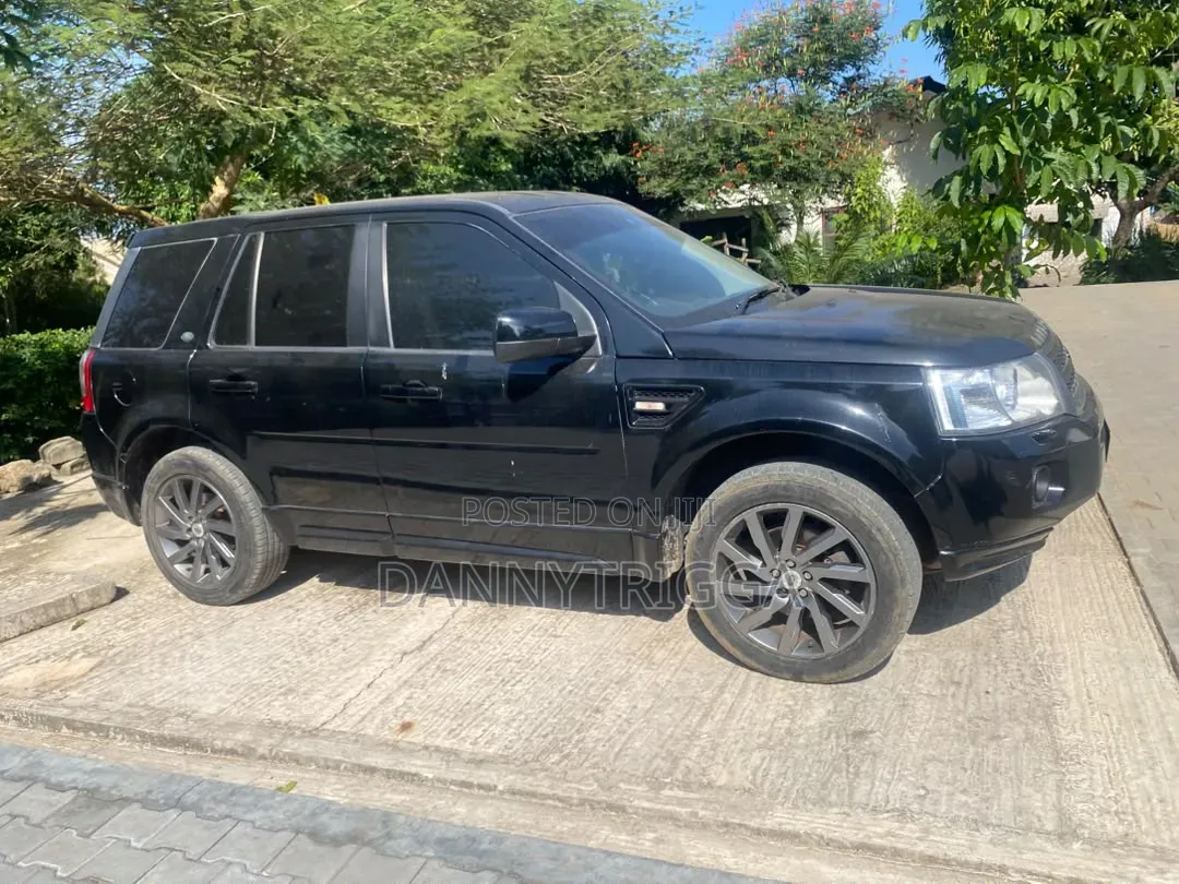 Land Rover Freelander 3.2 i6 HSE Automatic 2010 Black