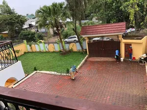 5bdrm House in Sammy Saidy Real, Njiro for rent