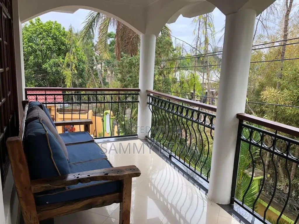 5bdrm House in Sammy Saidy Real, Njiro for rent