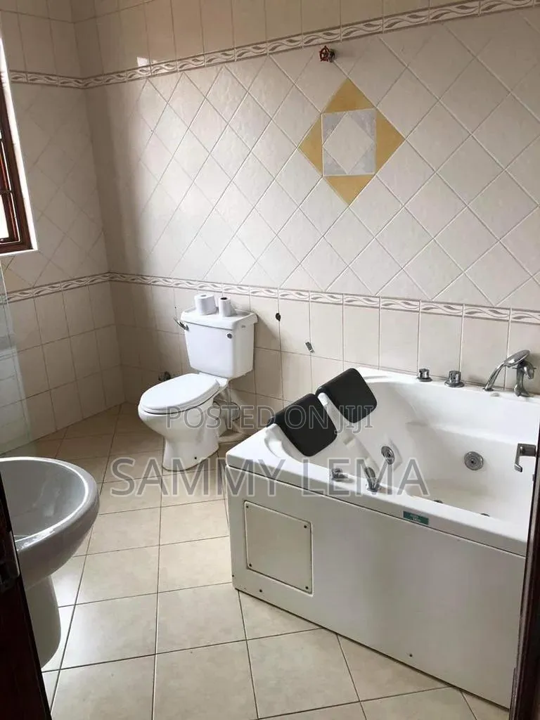 5bdrm House in Sammy Saidy Real, Njiro for rent