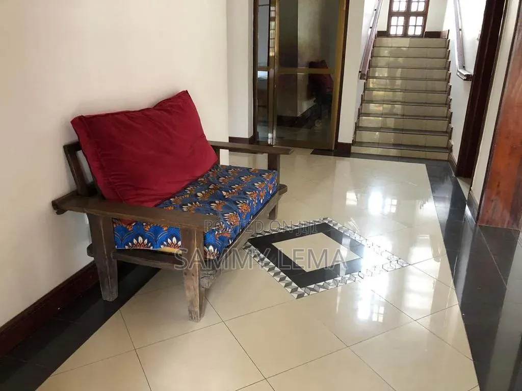 5bdrm House in Sammy Saidy Real, Njiro for rent